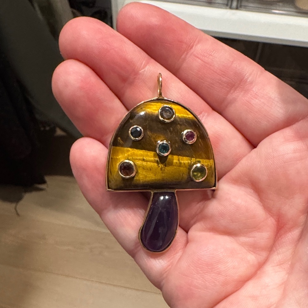 14k Gold Mushroom Pendent
